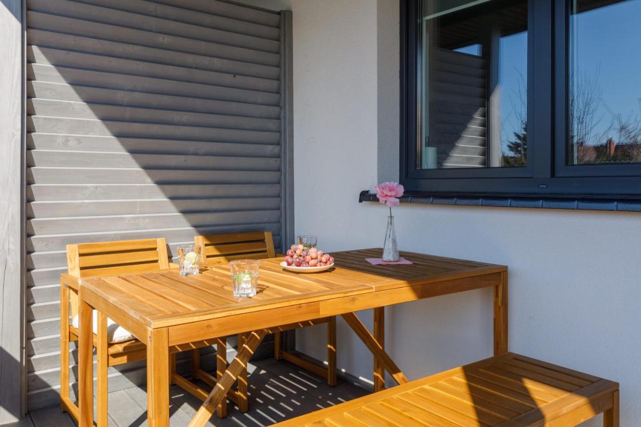 Seaside Escape Pet Friendly Apartments Mielenko By Noclegi Renters Buitenkant foto