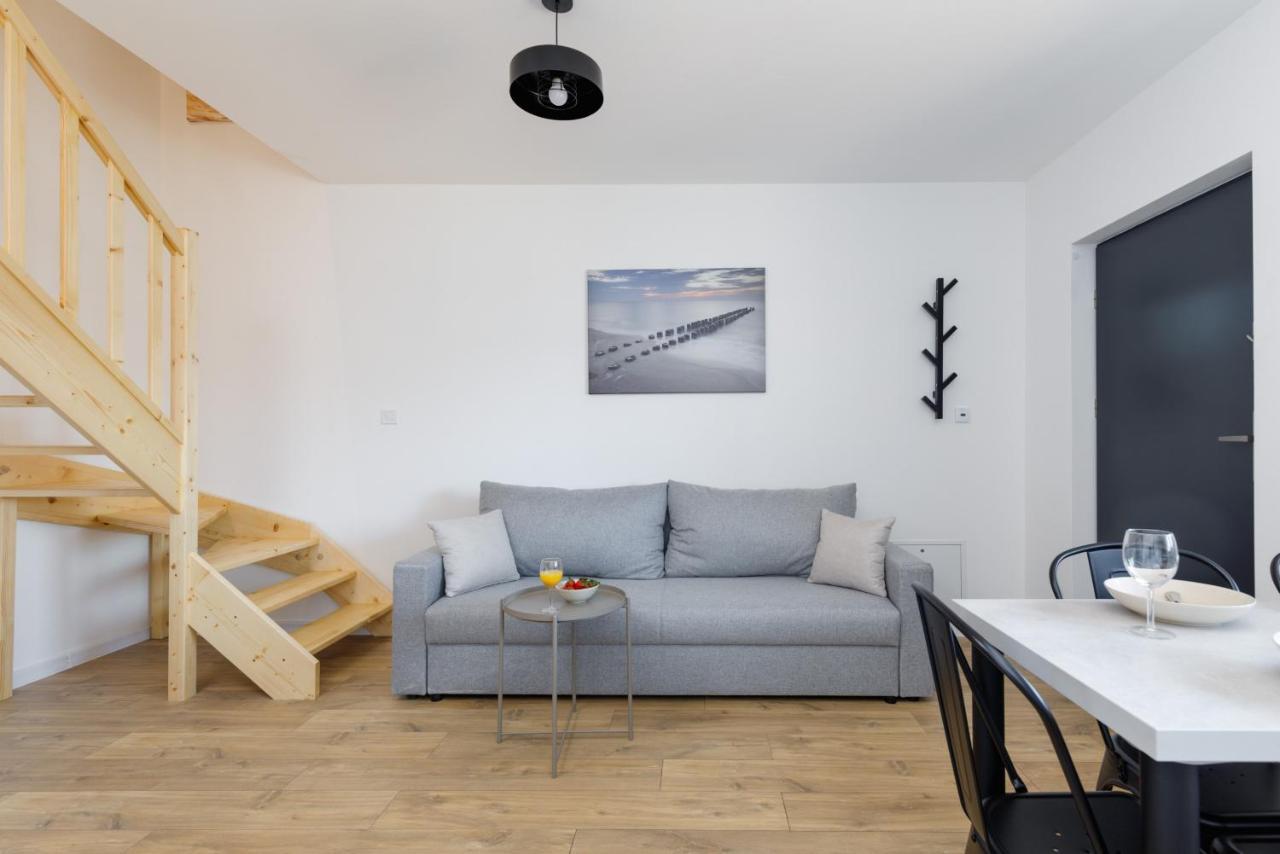 Seaside Escape Pet Friendly Apartments Mielenko By Noclegi Renters Buitenkant foto