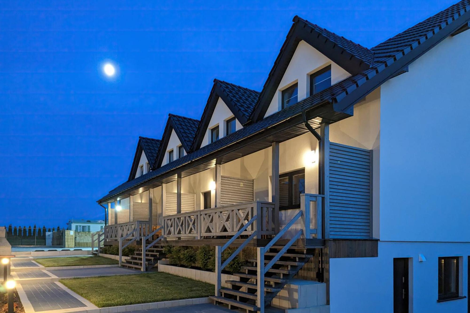 Seaside Escape Pet Friendly Apartments Mielenko By Noclegi Renters Buitenkant foto